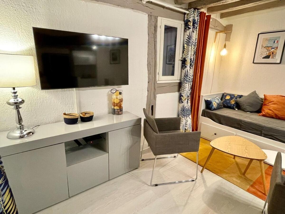 Le 1732, Coeur D'histoire, Duplex Au Calme Appartamento